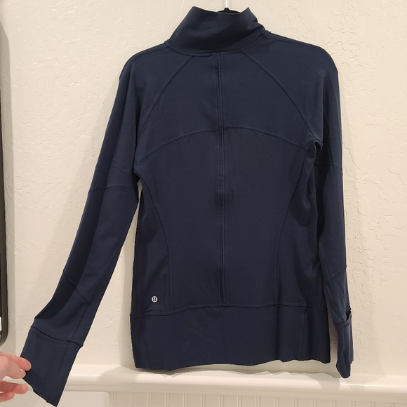 Lululemon Jacket - Picture 2 of 5